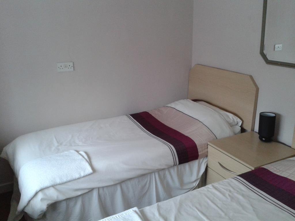 Overnight Stays Стокпорт Стая снимка